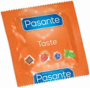 Kondom Pasante Blueberry - borůvka, 1 ks – Kondomy s příchutí