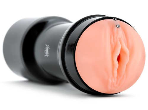 Umělá vagina s piercingem Texas Patti Black