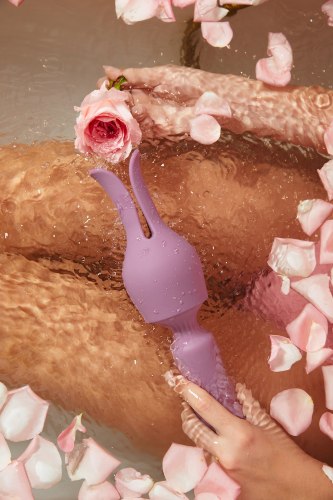 Interaktivní hřejivá masážní hlavice + 1 nástavec Svakom Emma Neo 2