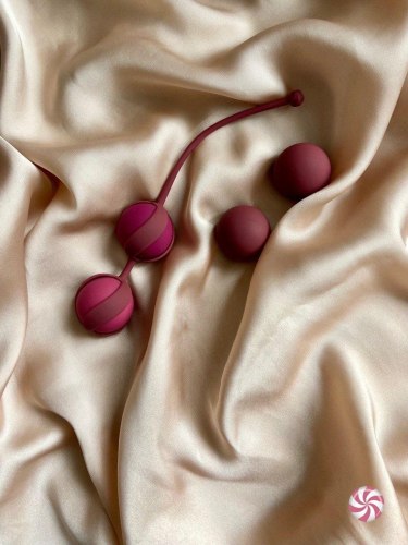 Vyměnitelné vaginální kuličky Love Story Valkyrie Wine Red