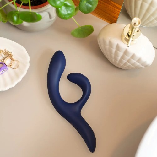 Tvarovatelný vibrátor s králíčkem We-Vibe Nova 2