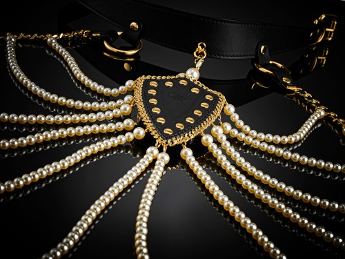 Obojek s perlovými řetízky Guilty Pleasure