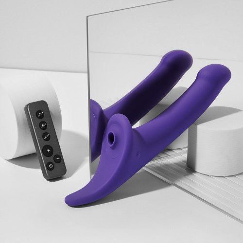 Vibrační strapon s jazýčkem Strap-On-Me – vel. M