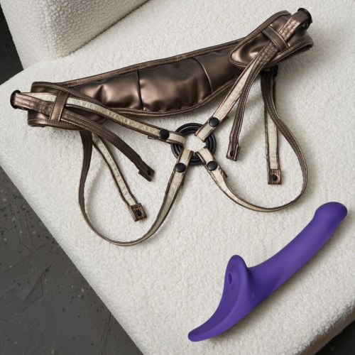 Vibrační strapon s jazýčkem Strap-On-Me – vel. M